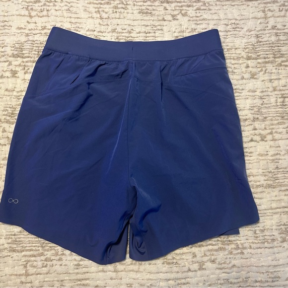 Centric Active Shorts - Picture 7 of 9